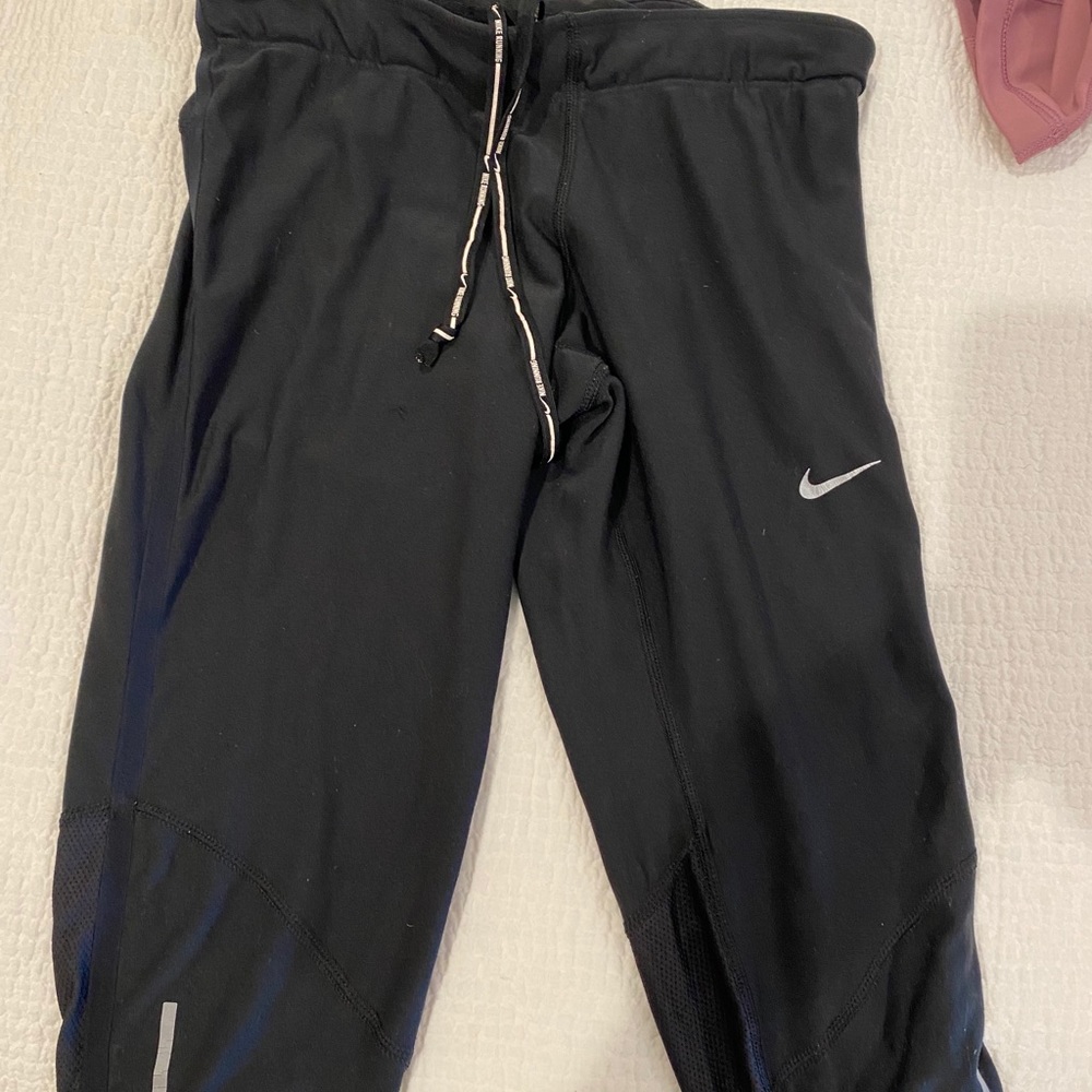 Nike half length Capri pants